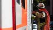 Brand am S-Bahnhof Heidelberg: Polizei fahndet nach Brandstifter