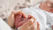 Bremen: Solo-Mütter haben Anspruch auf Unterhaltsvorschuss