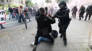 Bundestagsdebatte nach Erfurt-Attacke: Kritik an fehlendem Einschreiten