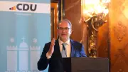 CDU-Urgestein Fischer fliegt bei Dobrindt-Veranstaltung raus – Polizei eskortiert ihn