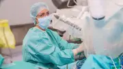 Chirurginnen-Netzwerk stärkt Frauen in männerdominiertem Fach