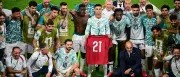 Cristiano Ronaldo ehrt verunglückten Jota und führt Portugal ins WM-Achtelfinale