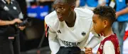 Dennis Schröder startet Basketball-Serie LGCY in Berlin