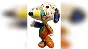 Diebe stehlen wertvolle Snoopy-Skulptur aus Galerie in Berlin-Mitte