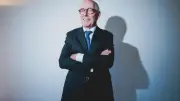 DIHK-Präsident Adrian verteidigt Krankschreibung ab Tag eins