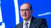 Dobrindt stuft Bedrohungslage hoch: Hohe Anschlagsgefahr in Deutschland