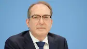 Dobrindt stuft Bedrohungslage hoch: „Jederzeit mit Anschlägen rechnen“