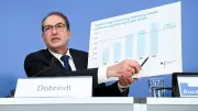 Dobrindt warnt vor drastischem Anstieg sexueller Gewalt gegen Kinder im Netz