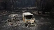 Drohnenaufnahmen: Waldbrand in Frankreich hinterlässt Verwüstung