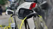 E-Auto-Laden 2026: Kostenvergleich Heim vs. öffentlich