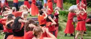 Erster „Wuthering Heights“-Flashmob in Potsdam: Tanz für Gleichberechtigung