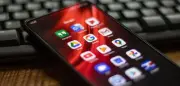 EU zwingt Google: Android-Handys müssen KI-Assistenten der Konkurrenz per Sprachsteuerung öffnen