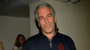 Ex-Assistentin spricht über Psychoterror: Epstein ließ Tattoo herausschneiden