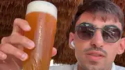 Ex-Geisel Braslavski feiert Tod seines Hamas-Folterers mit Weizenbier