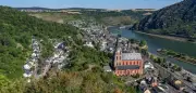 Fast 70 Jahre alte Flaschenpost am Rhein entdeckt: Absender gesucht