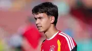 FC Augsburg verpflichtet Torwart-Talent Wisbereit ablösefrei