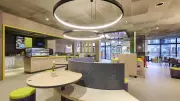 Foodwatch kritisiert McDonald's: Energydrinks für Kinder in Berlin