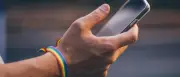 Gefakte Dates auf Grindr: Wie schwule Männer sich vor Überfällen schützen