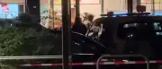 Geiselnahme in Berliner Rewe-Markt: Mann bedroht Mitarbeiterin mit Messer