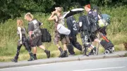 Gericht gibt grünes Licht: Punk-Camp auf Sylt darf stattfinden