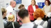 Gewalt in Kliniken: Deeskalationstraining und Panzerglas in Duisburg