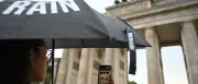 Gewitter in Berlin: Blitzeinschlag legt S-Bahn lahm