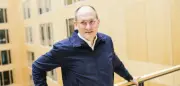 Grünen-Abgeordneter Dahmen reicht Eilantrag gegen GKV-Gesetz ein