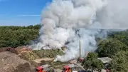 Großbrand auf Kompostierungsanlage in Hagen – Rauch über A45