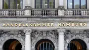 Hamburger Wirtschaftsklima bleibt auf niedrigem Niveau