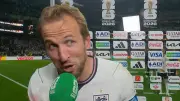 Harry Kanes Stimme versagt im Interview nach Mexiko-Sieg