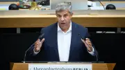 Harte Debatte zur Schicksalsfrage Mieten nach Umfrage-Beben in Berlin