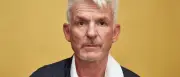 Heinz Strunks Roman: Sarkastisch-böser Kommentar zur Vergänglichkeit