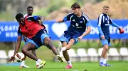 HSV-Juwel Stange: U19-Held kämpft um Bundesliga-Minuten