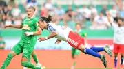 HSV unterliegt Rapid Wien: Poulsen als Torschütze und Spielertrainer