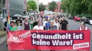 Hunderte demonstrieren in Potsdam gegen Kürzungen im Gesundheitswesen