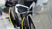 Hybride und E-Autos dominieren EU-Neuwagenmarkt im Juni