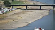 IHK warnt: Rhein-Niedrigwasser gefährdet Wirtschaftswachstum in NRW