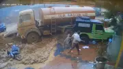 Indien: Erdrutsch schiebt Tanker auf Menschenmenge zu