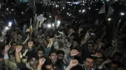 Iran fordert Huthis zu Blockade im Roten Meer auf – Eskalation droht