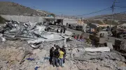 Israelische Siedler legen Feuer an Moschee im Westjordanland