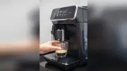 Kaffeevollautomaten unter 500 Euro: Testsieger Philips und Tchibo überzeugen