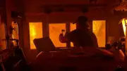 Kanada: Güterzug von Waldbrand eingeschlossen – Flammen ringsum