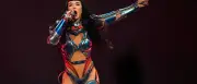 Katy Perry hüpft vor Stuttgarter Neuen Schloss – Video bei Instagram