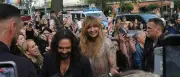 Kaulitz-Brüder begeistern Generation Alpha bei Netflix-Premiere in Berlin