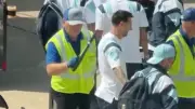Kein VIP-Status: Messi muss am Flughafen durch Sicherheitscheck