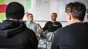 KI-Nacktbilder an Berliner Schule: Workshop zu Männlichkeit zeigt Probleme der Gen Z