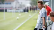 Klose über Dreierkette beim FCN: Grundsätzlich nicht, aber flexible Taktik