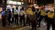 Krawalle in London nach WM-Spiel: Polizist verletzt