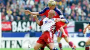Kult-Profi Stig Tøfting besucht HSV-Trainingslager in Dänemark