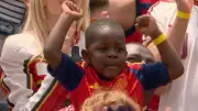 Lamine Yamals Bruder Keyne feiert bei Spanien-Sieg gegen Österreich